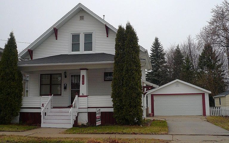 1st image of 1215 Porlier St