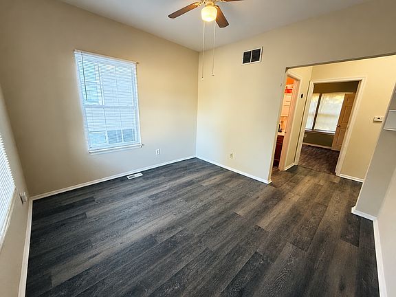 3rd image of 3355 Edmundson Rd
