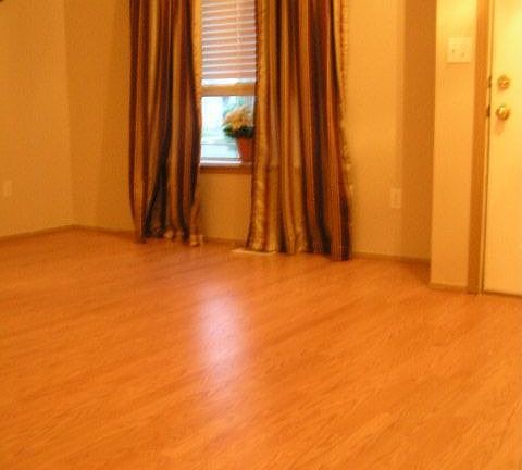 Laminate Wood Flooring