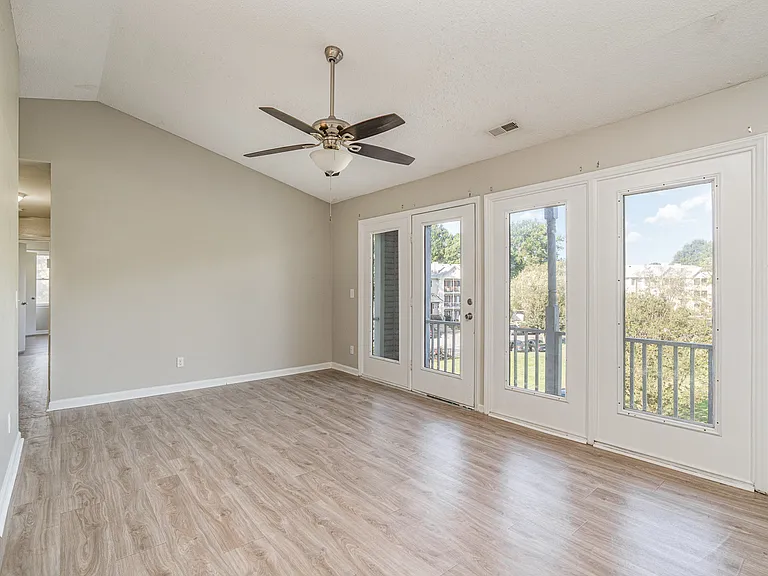 6165 Meadow Rose Ln — Photo 11