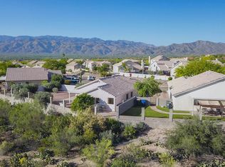 580 S Evening Rose Ave, Tucson, AZ 85748