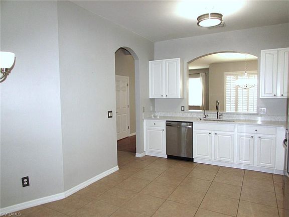 5th image of 9801 Foxhall WAY #3