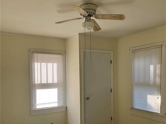 3rd image of 1324 Kirkman St
