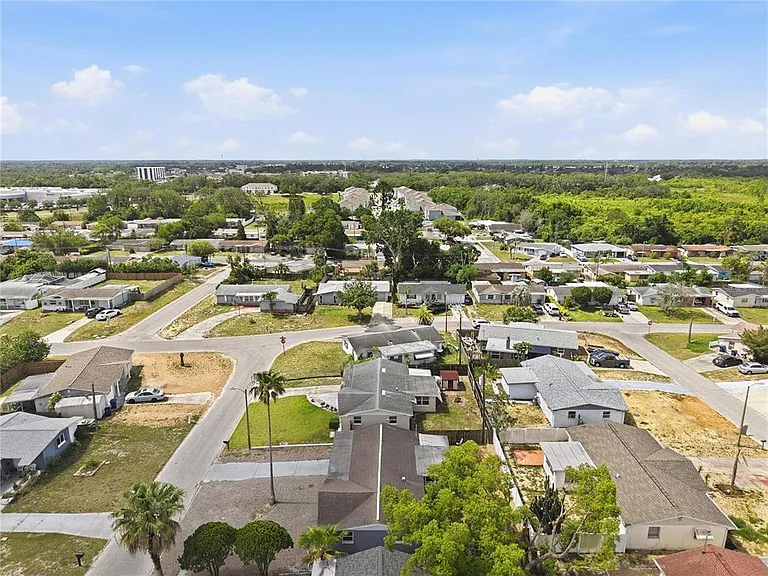 3301 Rosefield Dr — Photo 45