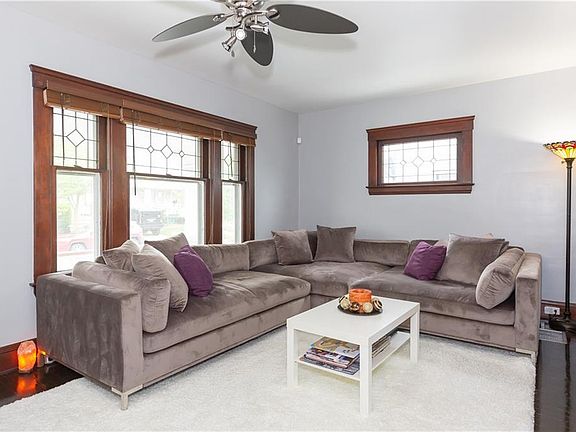 5th image of 3387 W 91st St