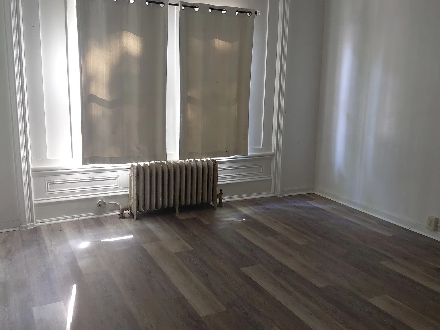 336 N 6th St - 1F — Photo 1