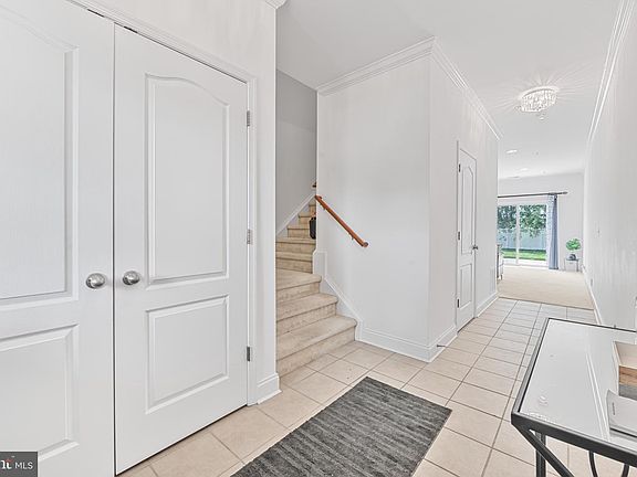 3rd image of 1450 Hidden Meadow Ln