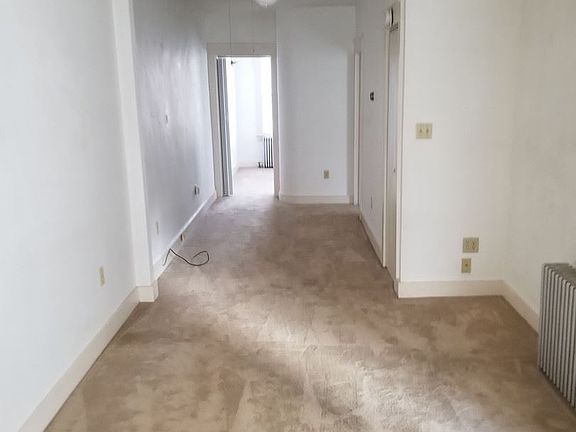 5th image of 150 E Penn Ave