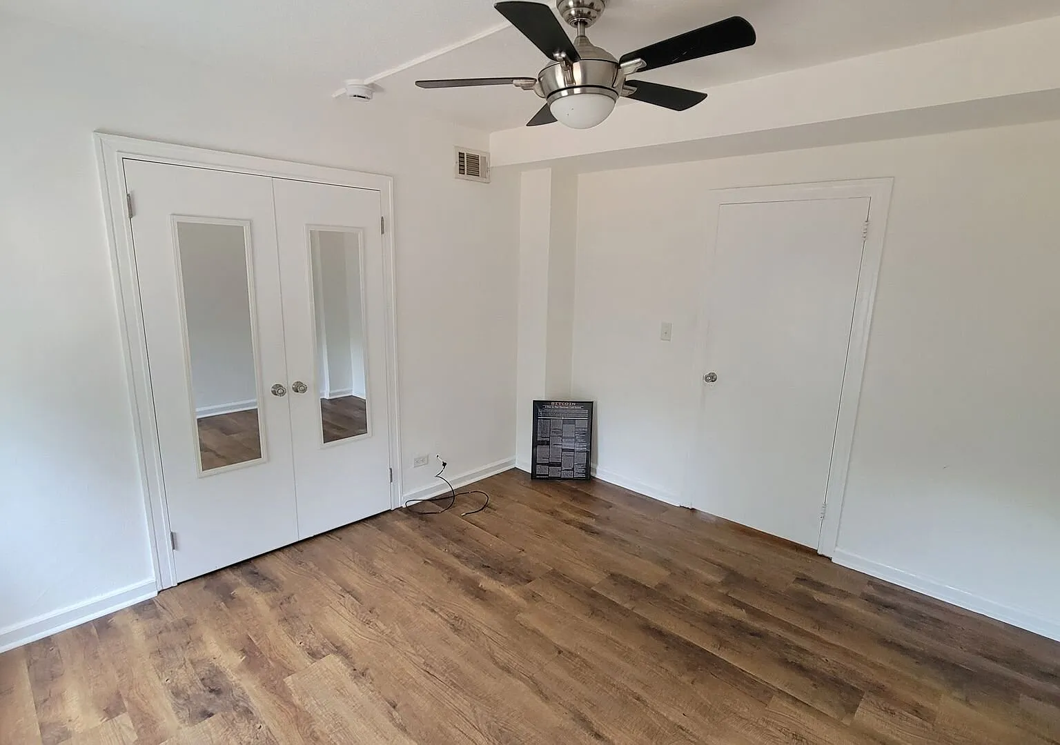 2 Bed, 1 Bath Condo Near Downtown Greenville Available — Photo 3