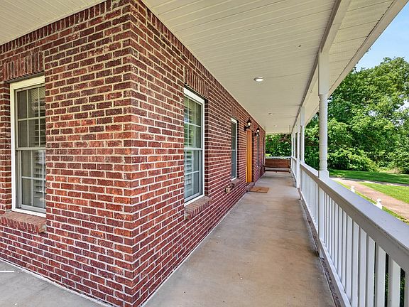 5th image of 3989 Cadiz Rd