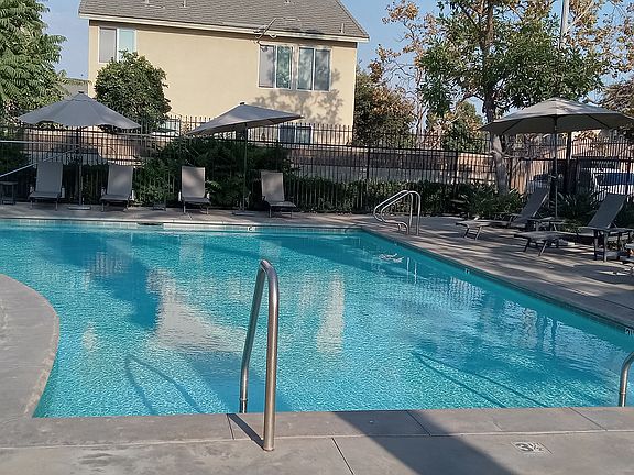 well maitain pool in the gate pool and spa section