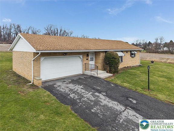 3rd image of 4722 Steuben Rd