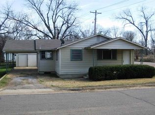 602 NE 2nd Ave, Durant, OK 74701