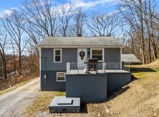 665 Conway Wallrose Rd, Freedom, PA 15042