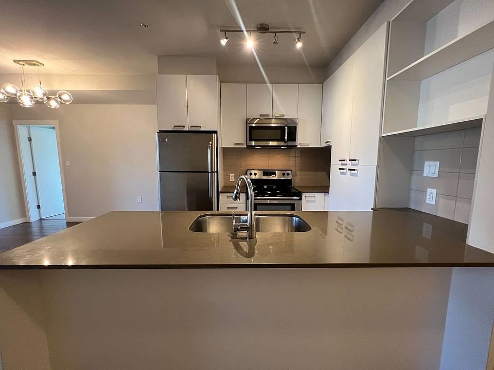 1st image of 20331 Dewdney Trunk Rd #110