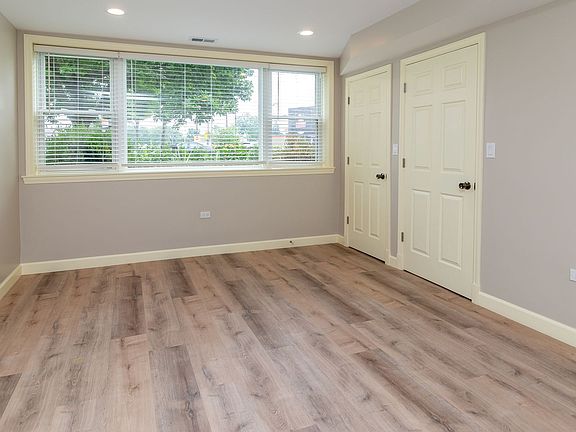 2nd image of 8060 N Oriole Ave #1G