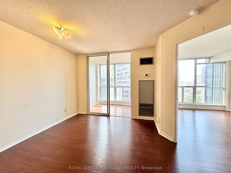 24 Wellesley St W #1709 — Photo 8