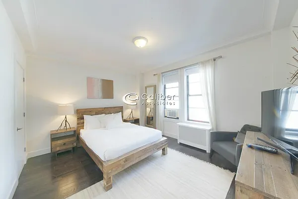 Rented by Caliber Associates | media 114