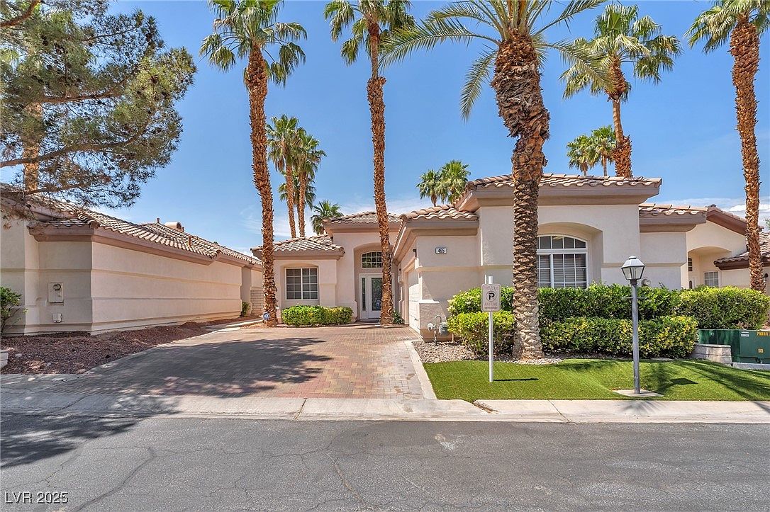 465 Indigo Springs St