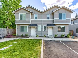 418 Oak St, Phoenix, OR 97535