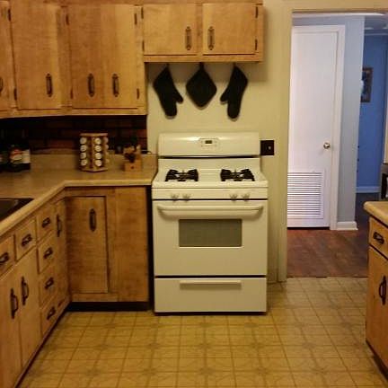 5th image of 3647 Ledbury Dr E
