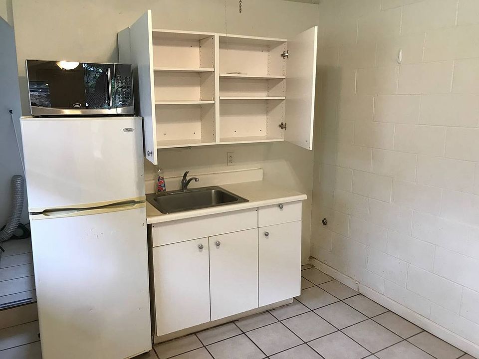 2nd image of 92-430 Akaula St #D