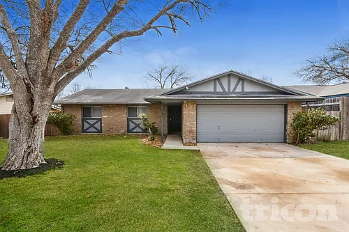 7326 Glen Trl Photo 1