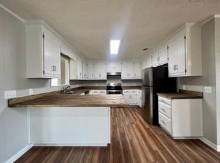 160 Peter Coffee Rd, Fitzgerald, GA 31750