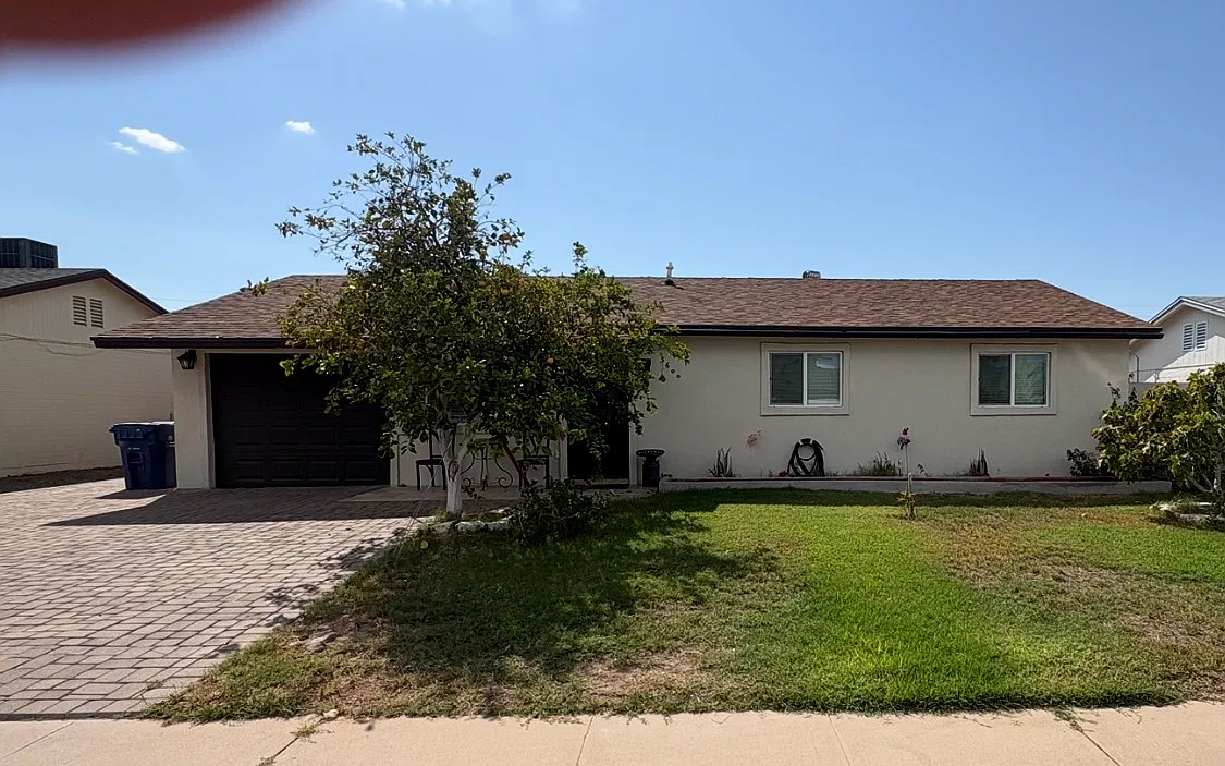3 bed, 1150 sqft, $2,500 — Photo 1