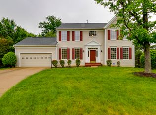 18867 Crossroads Ct, Triangle, VA 22172