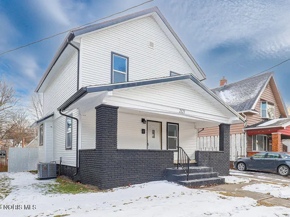 2121 Airport Hwy, Toledo, OH 43609