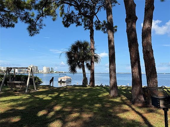 5th image of 2700 Bayshore Blvd APT 2108