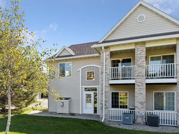 5648 100th Ln N, Brooklyn Park, MN 55443