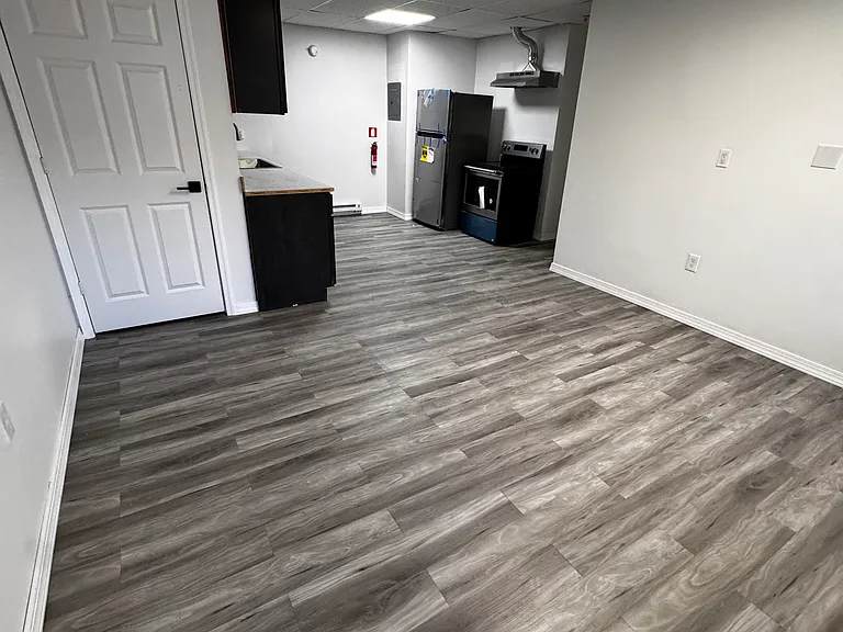 1840 N Main Ave — Photo 1
