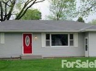 102 Terrel Ave, Treynor, IA 51575