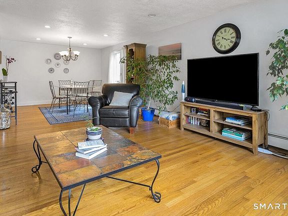 5th image of 402 Wheeler Park Avenue