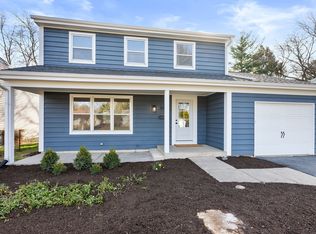 625 McKinley Ave, Geneva, IL 60134