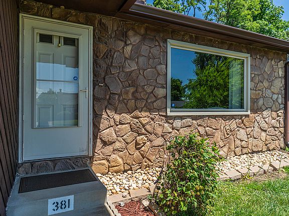 2nd image of 381 Fox Harbour Dr