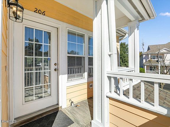 5th image of 2304 Wrightsville Avenue Apt 206