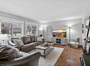 2002 115th St E, Burnsville, MN 55337