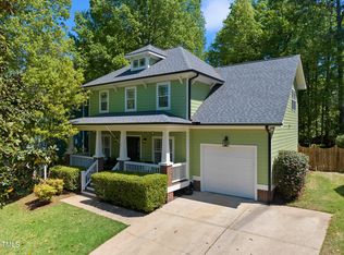 203 Country Valley Ct, Apex, NC 27502