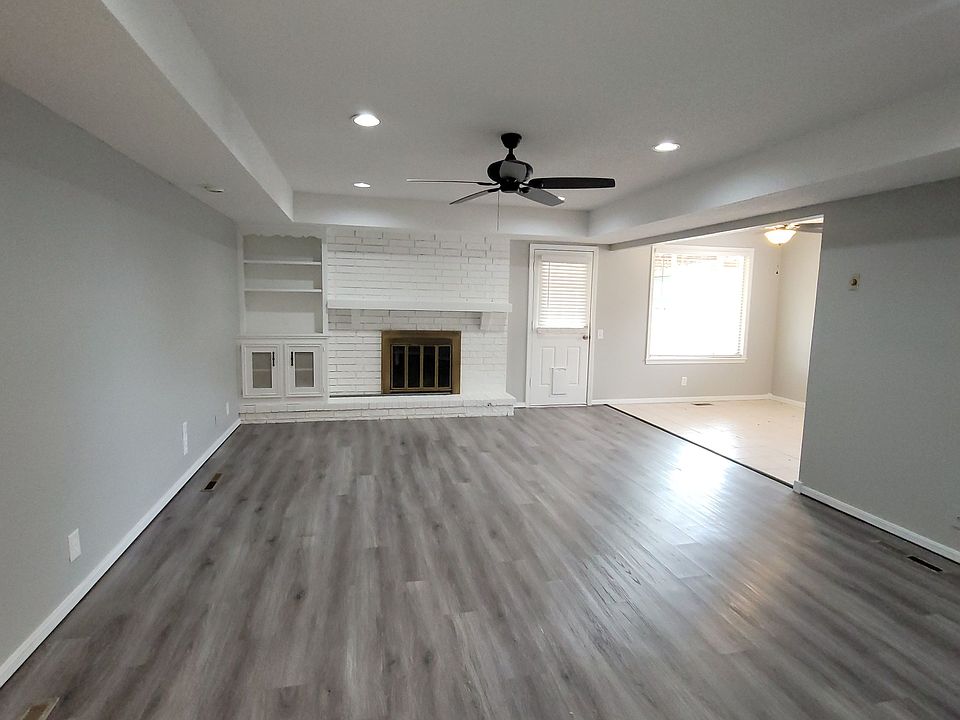 1st image of 1219 W Boston Pl S