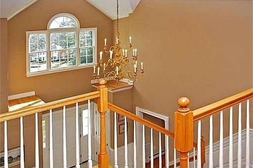 4th image of 25 Ryans Ln