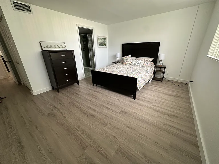 141 SE 3rd Ave #203 — Photo 18