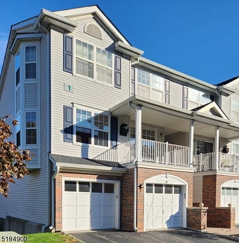 1st image of 101 Sheffield Ct