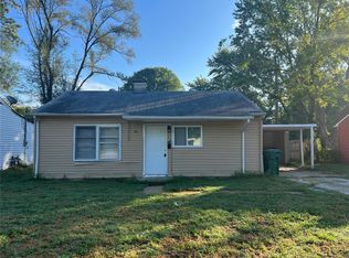 34 Louise Ln, Cahokia, IL