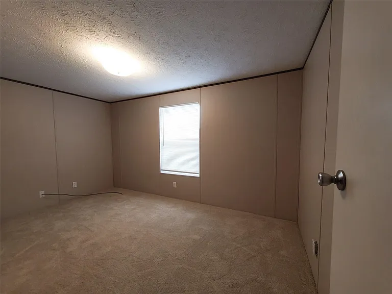401 S Woodson St #1 — Photo 11