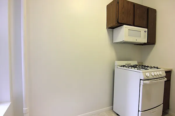 Rented by GPA Realty | media 20