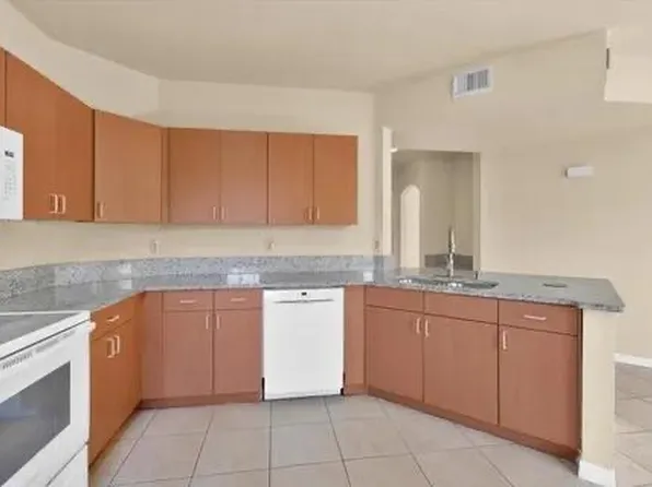 120 SW Peacock Blvd #101, Pt Saint Lucie, FL 34986
