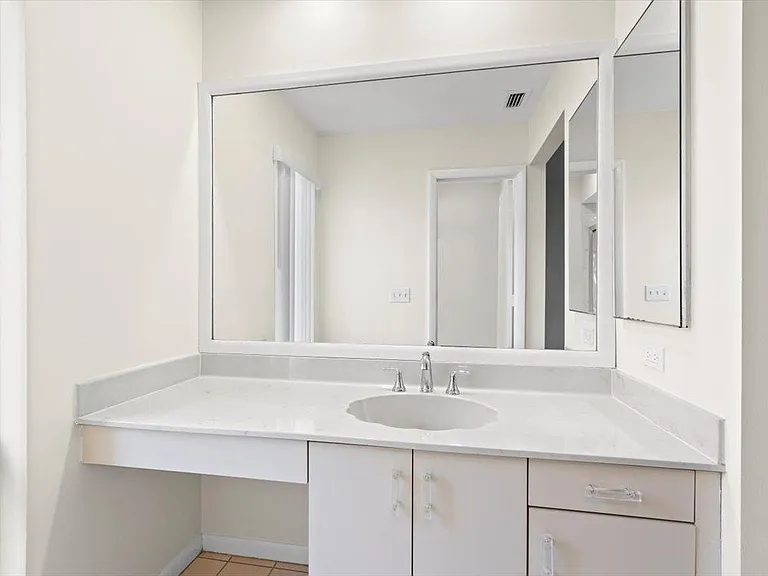 2621 SW Egret Pond Cir — Photo 16